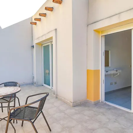 Modern In With Pool Βίλα *