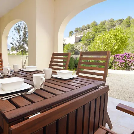 Modern In With Pool Κάλπε