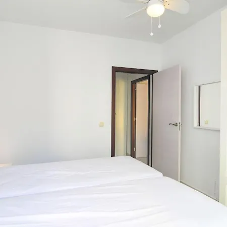 Βίλα Modern In With Pool Κάλπε