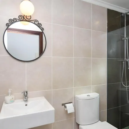 Βίλα Modern In With Pool Κάλπε